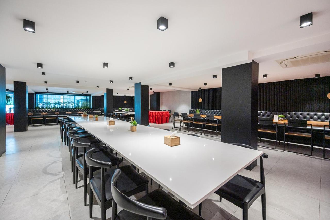 Loft Bangkok Hotel Экстерьер фото